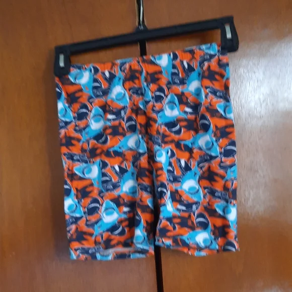 Childrens place boys  pajama set size 12 - Picture 3 of 3